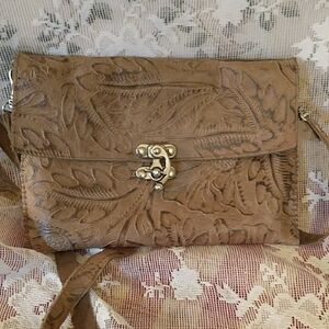 Unbranded small tooled leather tan brown crossbody bag